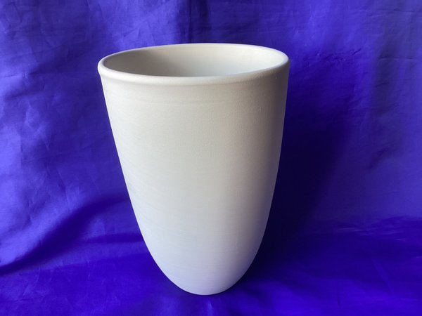 Große konische Vase H: 22 cm Ø 15 cm